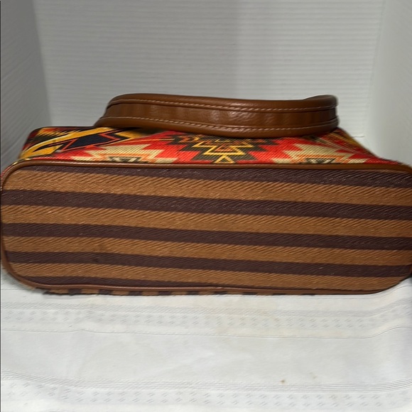 Montana West BOHO bag with Brown Straps and lots of pockets inside and out. - Picture 3 of 7